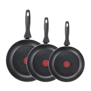 <div class="sku-tienda"><strong>COD:</strong> CEG123665</div>Set de 3 sartenes Easy Cook Tefal – 20 cm, 24 cm y 26 c