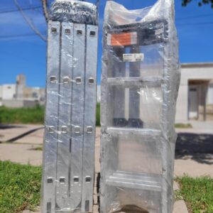 <div class="sku-tienda"><strong>COD:</strong> CEGMI-403</div>Escalera multipropósito 3 × 4