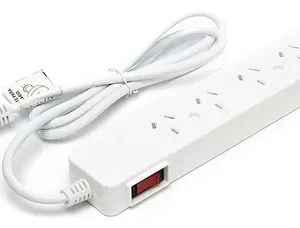 <div class="sku-tienda"><strong>COD:</strong> CEGPL5T</div>Zapatilla múltiple 5 tomas