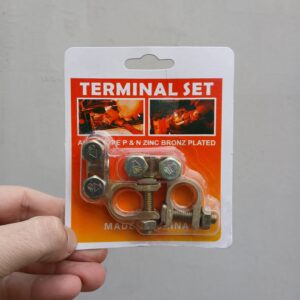 <div class="sku-tienda"><strong>COD:</strong> MAS042</div>Borneras p/batería
