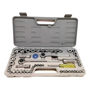 <div class="sku-tienda"><strong>COD:</strong> MAS082</div>JUEGO LLAVE TUBO x 52 PZS