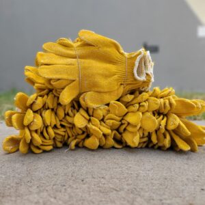 <div class="sku-tienda"><strong>COD:</strong> PVA061</div>Guante oferta naranja y negro semi pesado