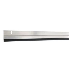 <div class="sku-tienda"><strong>COD:</strong> DEB016</div>Zocalo para puerta Aluminio y goma 100 cm.