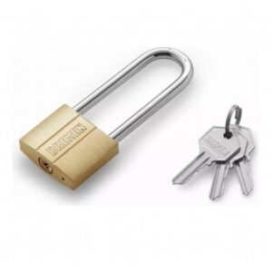 <div class="sku-tienda"><strong>COD:</strong> BRE7060</div>CANDADO DE BRONCE ARO LARGO 30 MM BREMEN